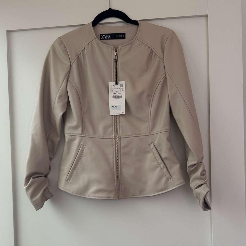 Zara Women's Light Tan Leather Jacket
